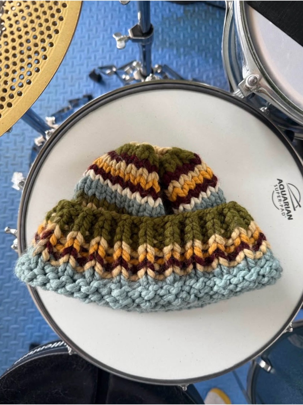 Hand knit toque/beanie brand new